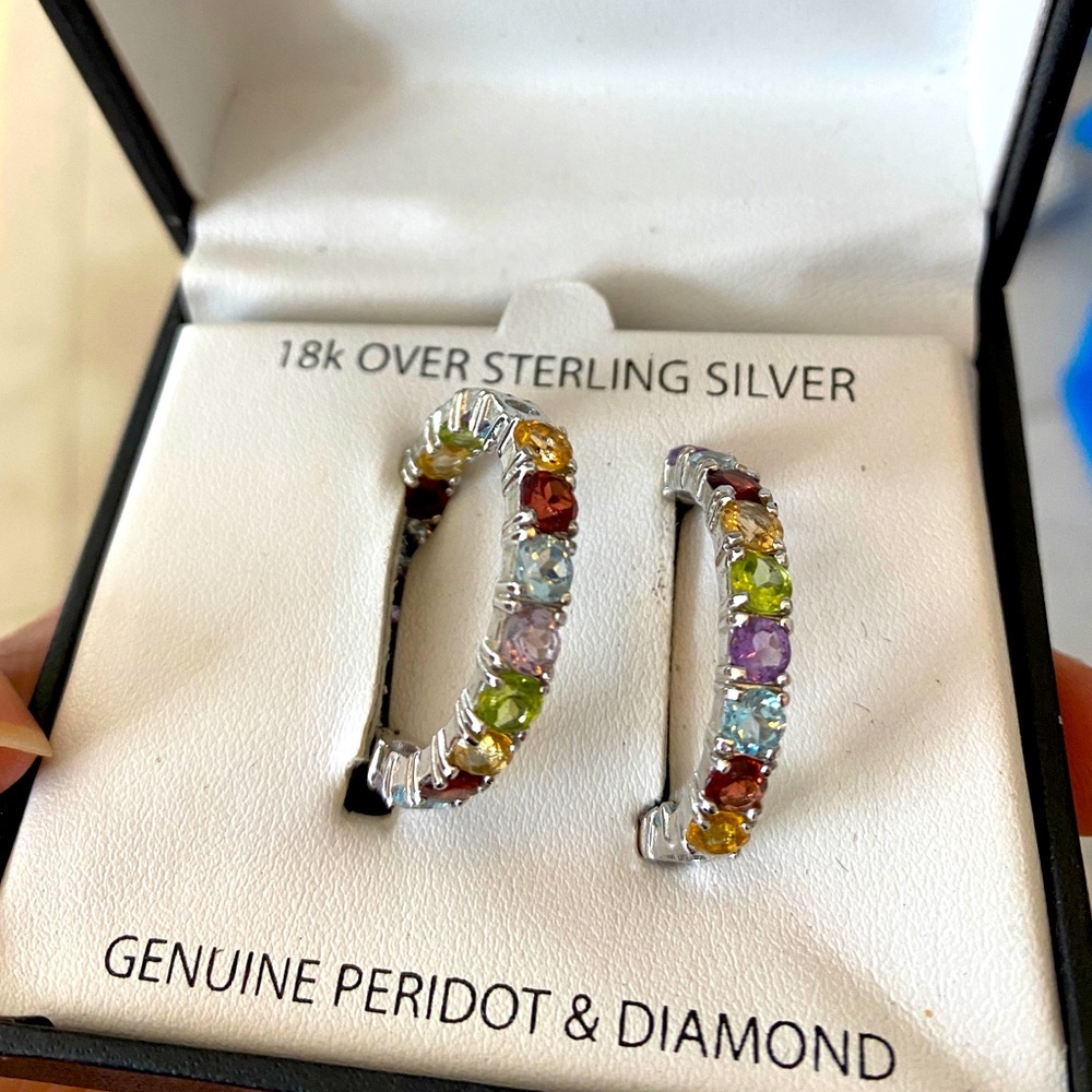 18k White Gold Genuine Peridot & Diamond Multicolored Hoop Earings